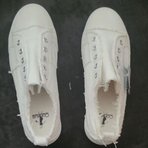 Corkys White Casual Slip-On Sneakers